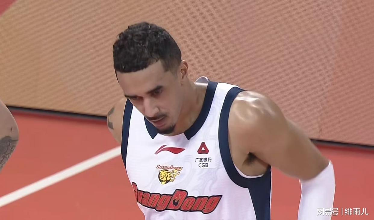欧洲冠军联赛-不打了！广东强力外援确认下家，朱芳雨彻底失去“后路”！