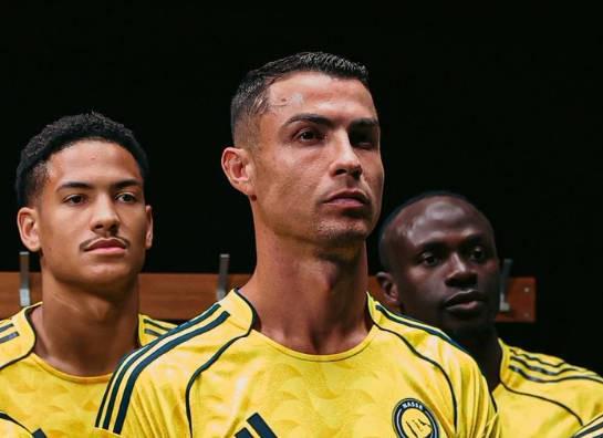 欧冠联赛-阿斯：虽然C罗的私人飞机抵达马德里，但球员本人仍留在沙特